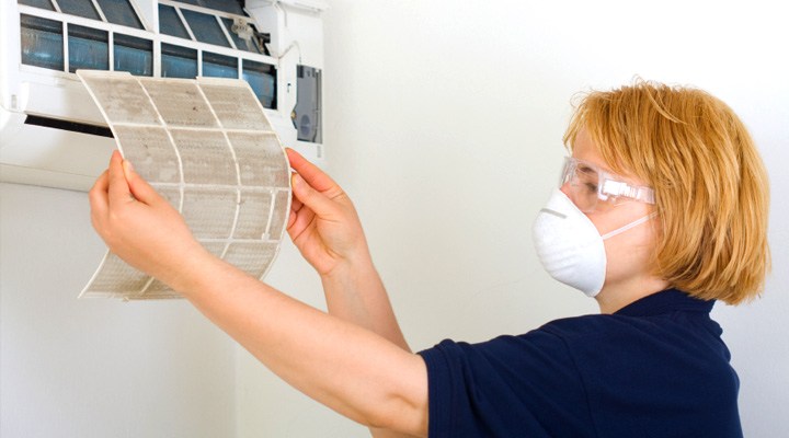 Làm thế nào để nhận biết máy lạnh cần vệ sinh?