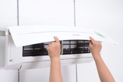 Vệ sinh máy lạnh quận Tân Bình