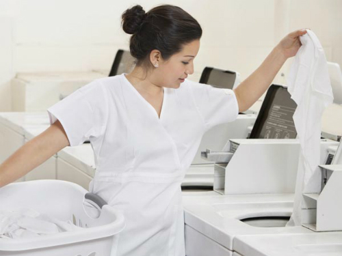 Cách Xử Lý Máy Giặt Bị Kêu To khi Vắt