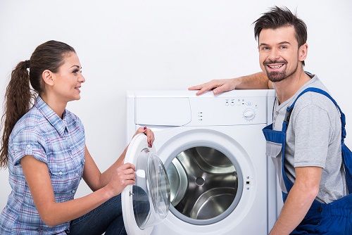 Máy giặt không mở được cửa phải làm thế nào đây?