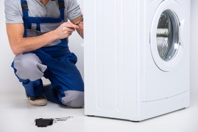 Bí Quyết Khắc Phục Tình Trạng Máy Giặt Electrolux Bị Rung