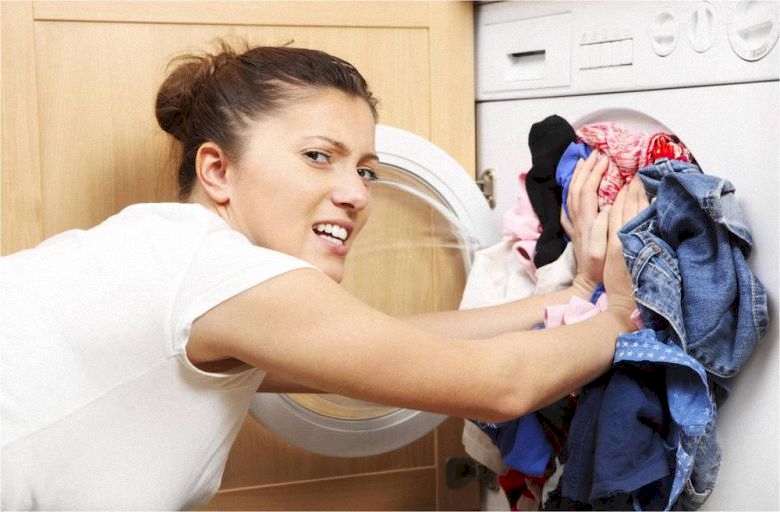 Hướng dẫn cách giặt quần áo đúng cách, nhanh chóng