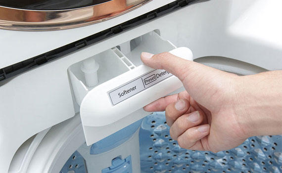 Nguyên nhân do đâu máy giặt không xả nước xả vải