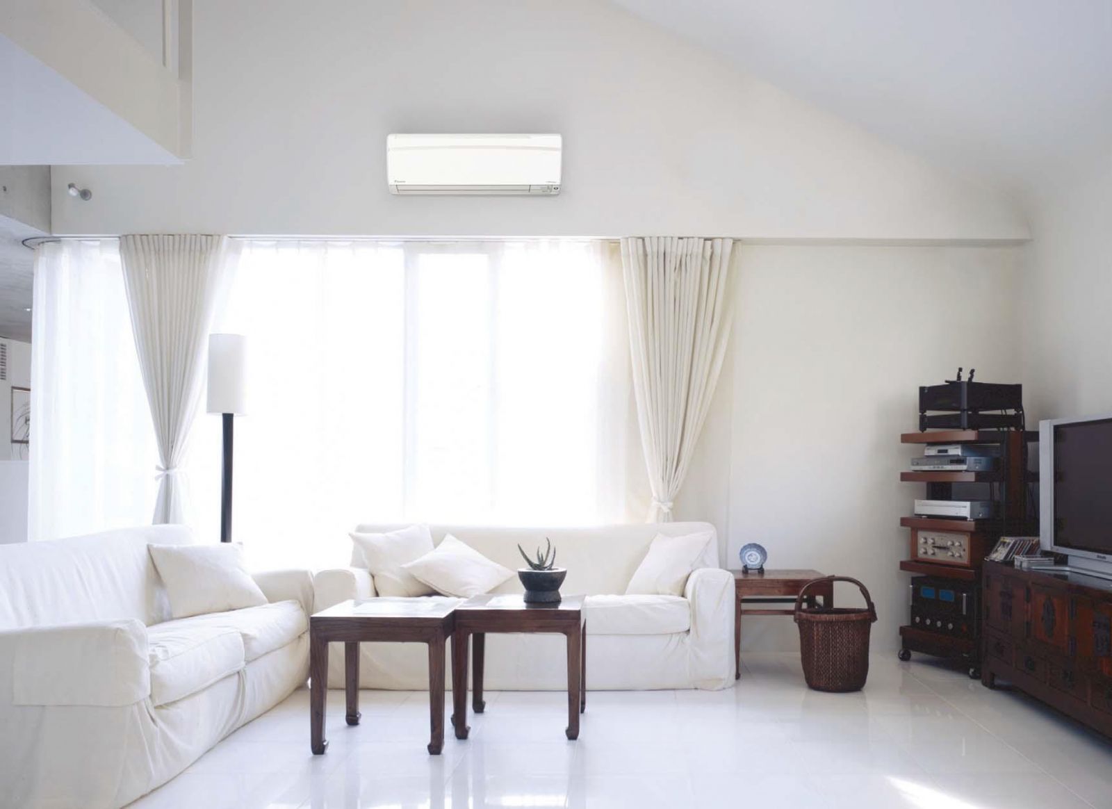 Cách sửa máy lạnh không vào điện nhanh chóng tại nhà