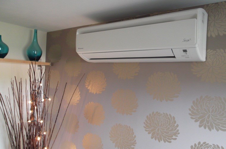 Tổng hợp các cách xử lý máy lạnh bị hôi