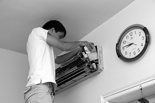 Nguyên nhân và cách khắc phục khi máy lạnh bị nhiễu nước
