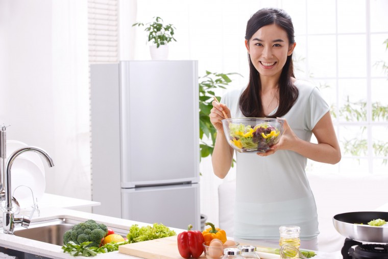 Mẹo xử lí tủ lạnh bị đổ mồ hôi không phải ai cũng biết
