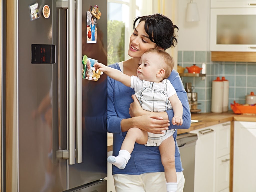 Tủ lạnh có tiếng kêu to phải làm sao?