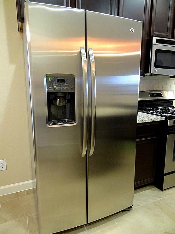 Thay ron tủ lạnh như thế nào là đúng cách