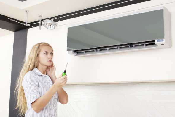 Cách sửa máy lạnh Electrolux bị chớp đèn báo lỗi