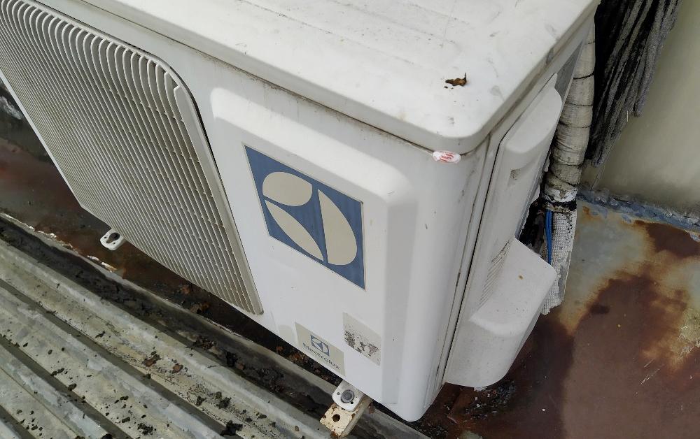 Điện Lạnh Quân - Dịch vụ khắc phục máy lạnh rò rỉ gas chuyên nghiệp nhất TPHCM