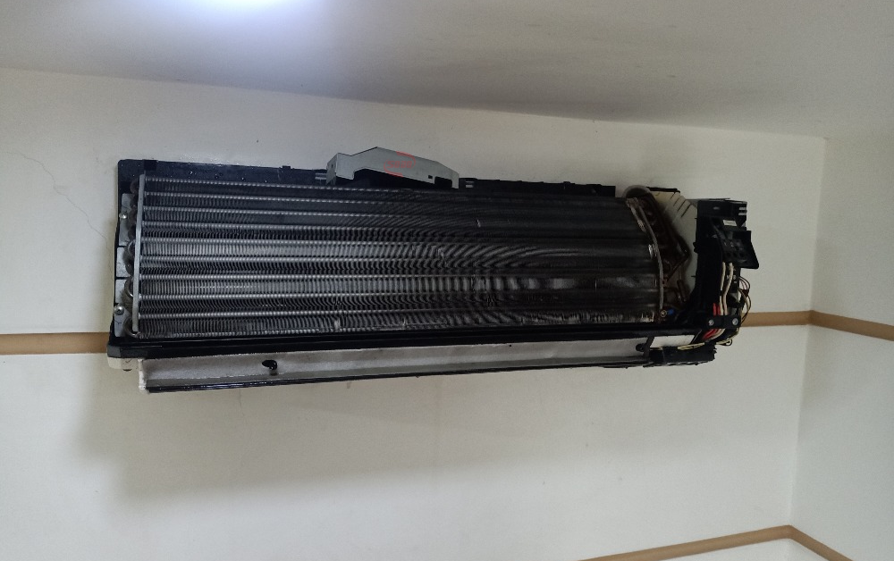 Máy lạnh bị hư cảm biến nhiệt độ sẽ không tự ngắt điện được