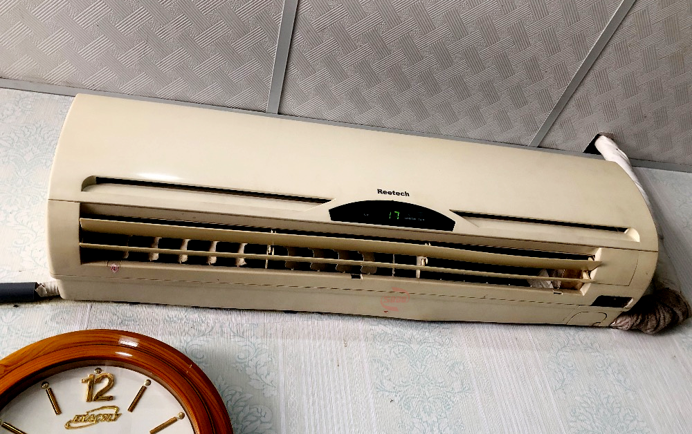 Mẹo sửa máy lạnh có mùi khó chịu đơn giản và nhanh chóng